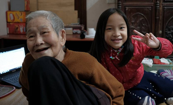 A 97-year old Vietnamese’s digital foray earned respect as “Lady Teen”