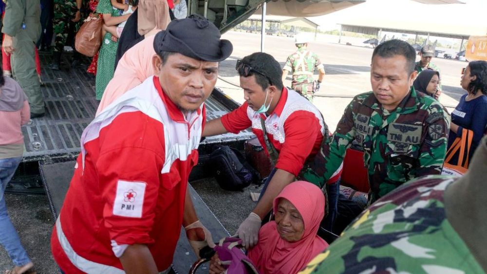 印尼蘇拉威西大地震 緊急救援